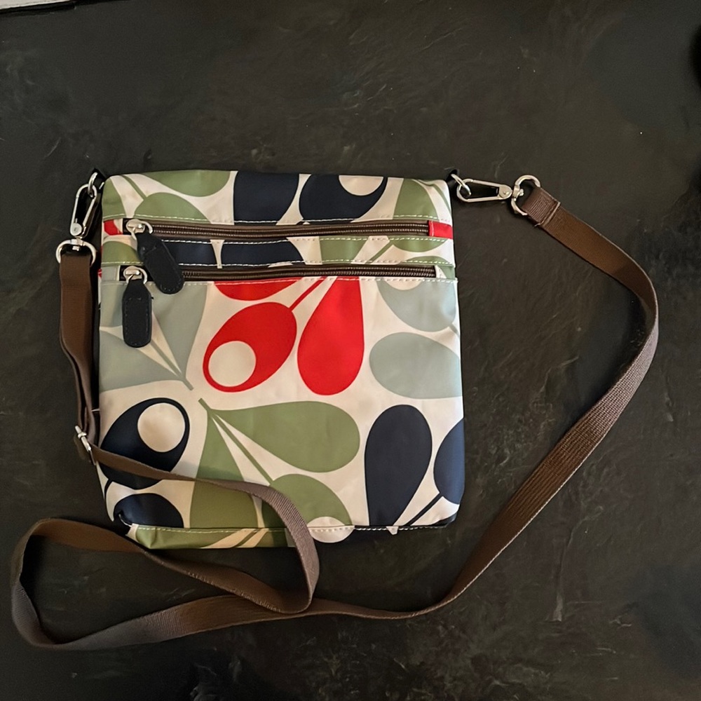 Crossbody purse, great condition